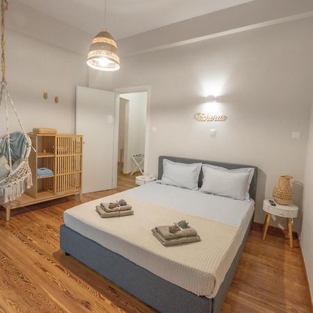 Onar Beachfront Residence, Loutraki エクステリア 写真