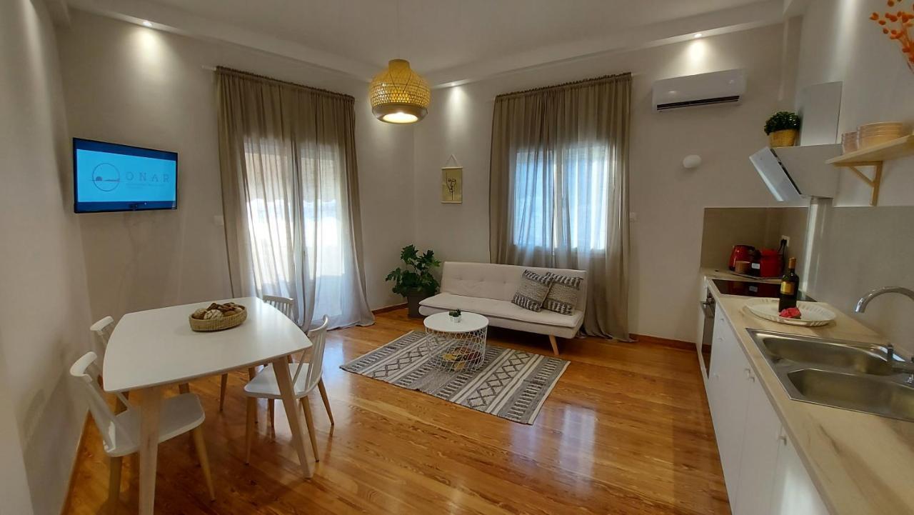 Onar Beachfront Residence, Loutraki エクステリア 写真