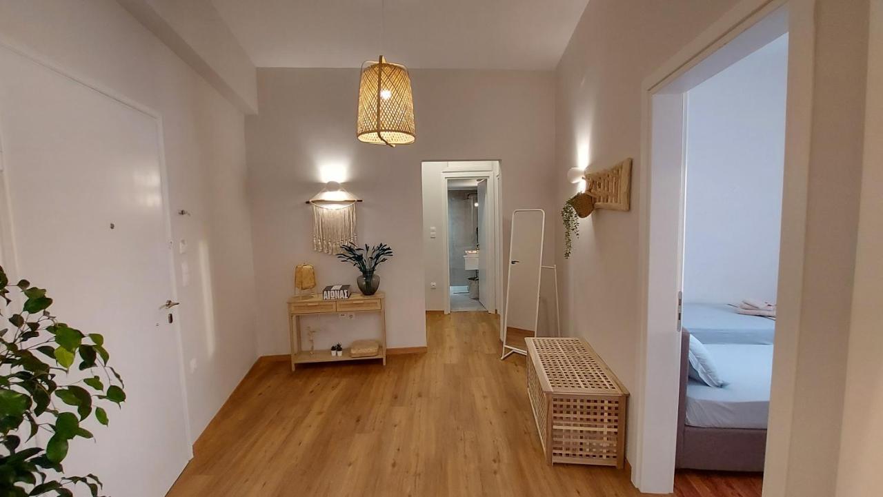 Onar Beachfront Residence, Loutraki エクステリア 写真
