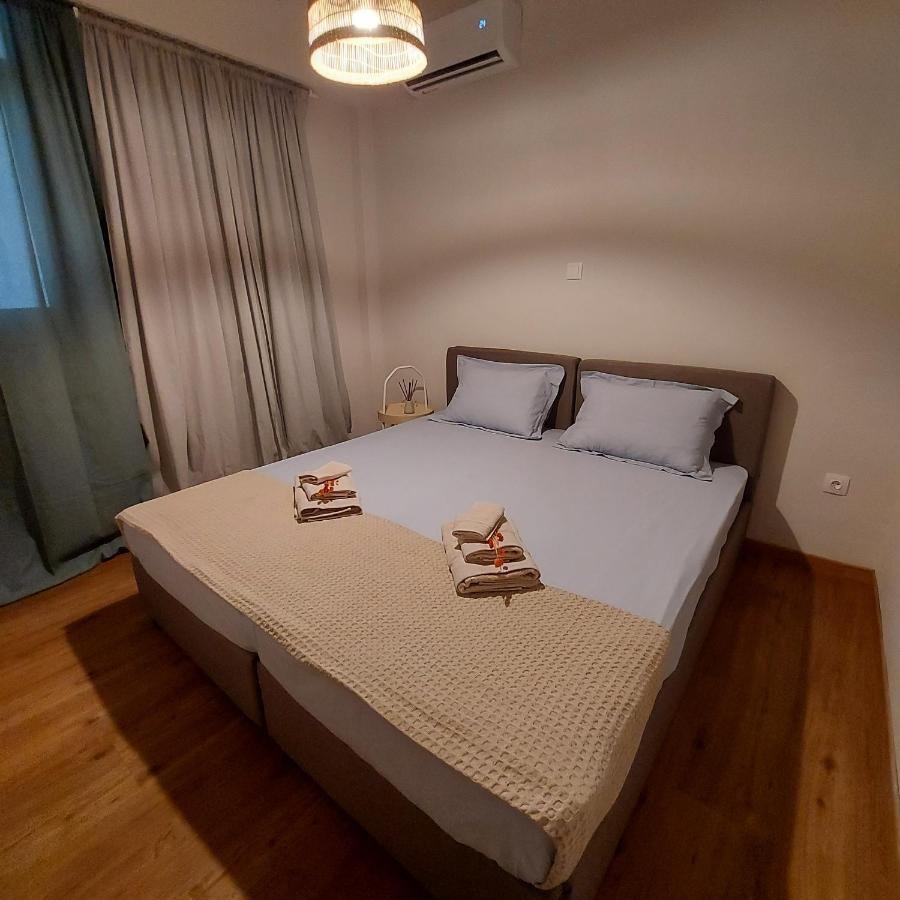 Onar Beachfront Residence, Loutraki エクステリア 写真