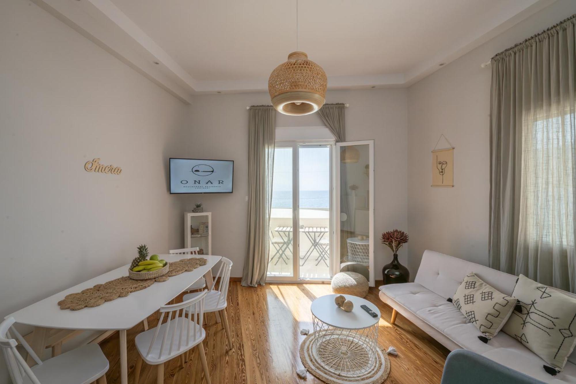 Onar Beachfront Residence, Loutraki エクステリア 写真